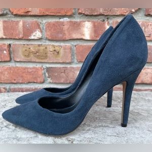 *CHARLES DAVID WOMEN’S PUMPS”- NAVY BLUE SUEDE- SZ 7